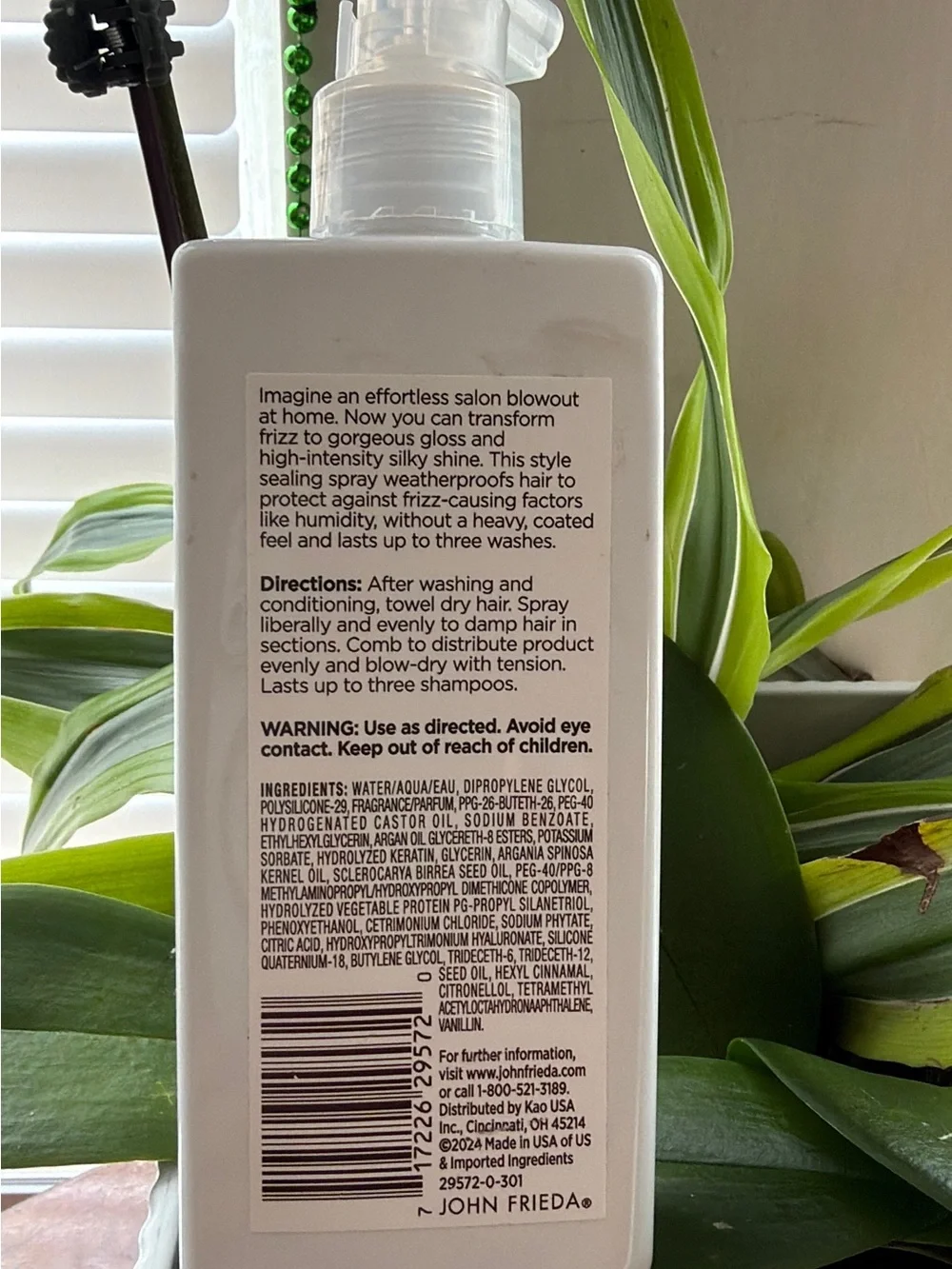 Frizz Ease Smooth Operator Blowout Spray - Purple